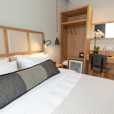 Grand Port Bed & Breakfast