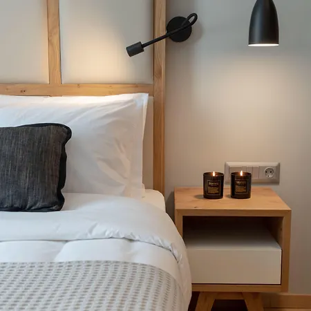 Grand Port Bed & Breakfast 4*