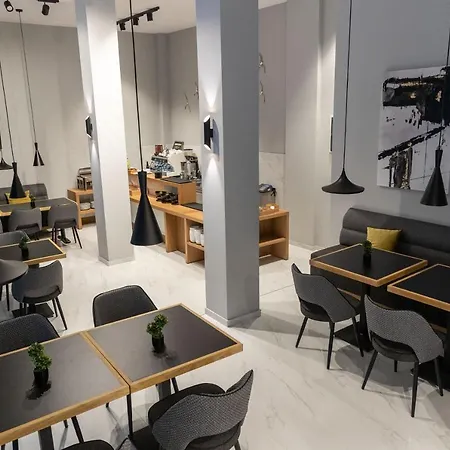 Grand Port 住宿加早餐酒店 3*