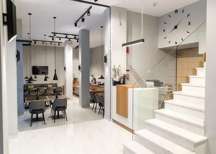 Nocleg ze śniadaniem Grand Port 4*