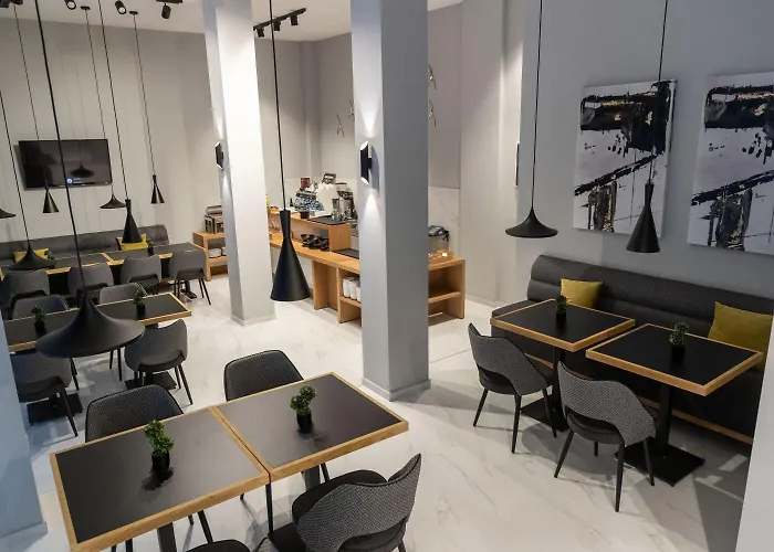 Oda ve Kahvaltı Grand Port 4*